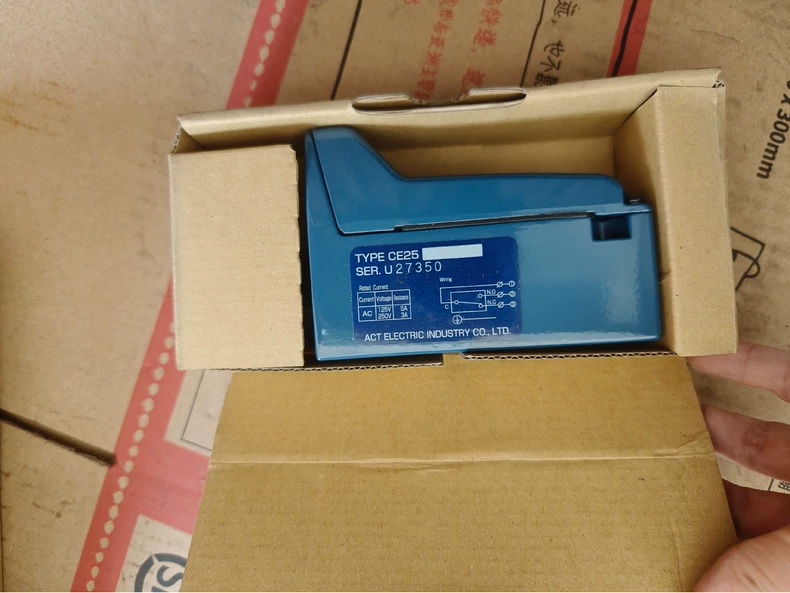 ACT Pressure Switch CE25 thumbnail