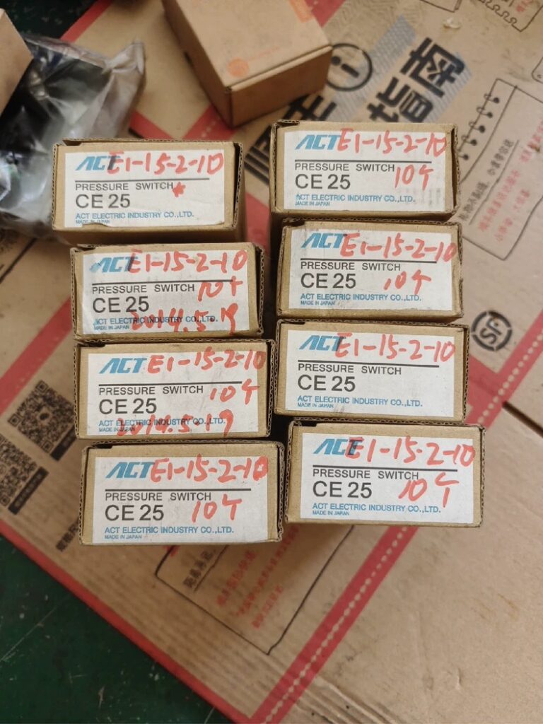 ACT Pressure Switch CE25 thumbnail