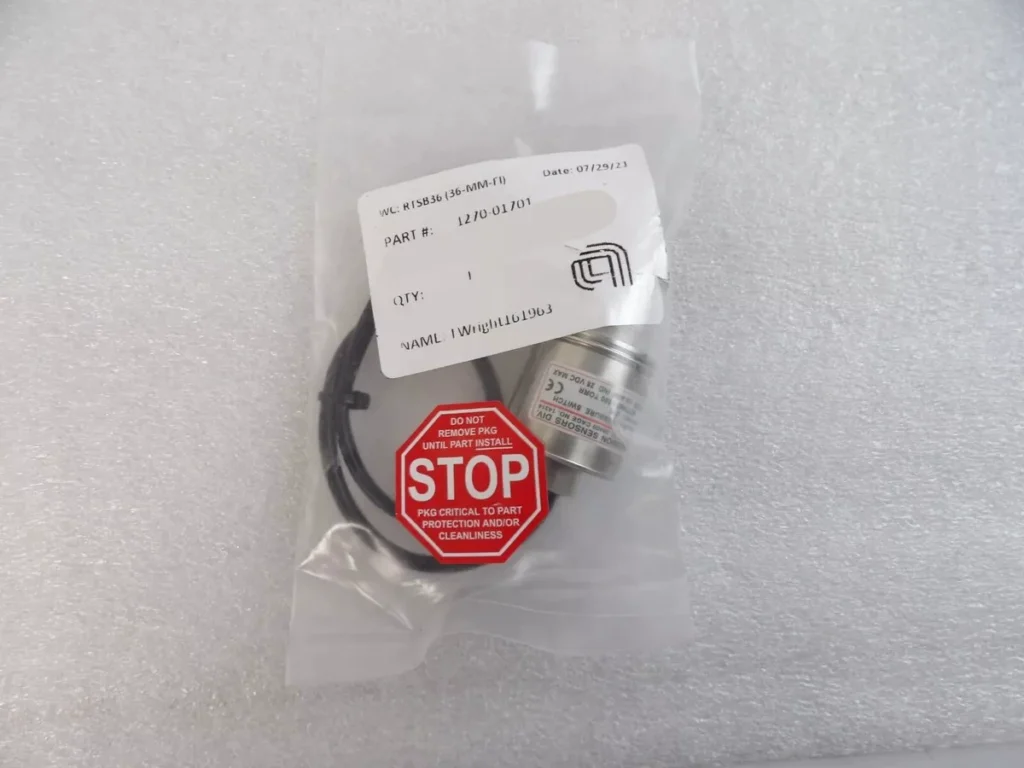 Applied Materials E36W-H42 Vacuum Pressure Sensor