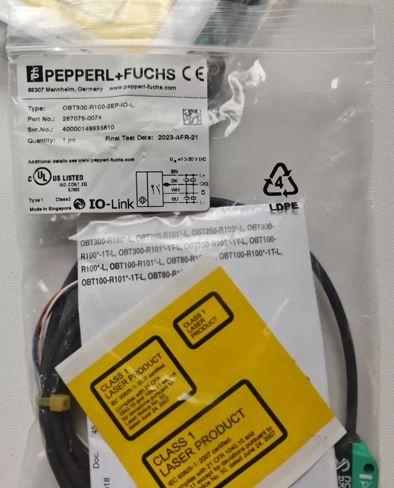 Pepperl+Fuchs Photoelectric Sensor OBT300-R100-2EP-IO-L