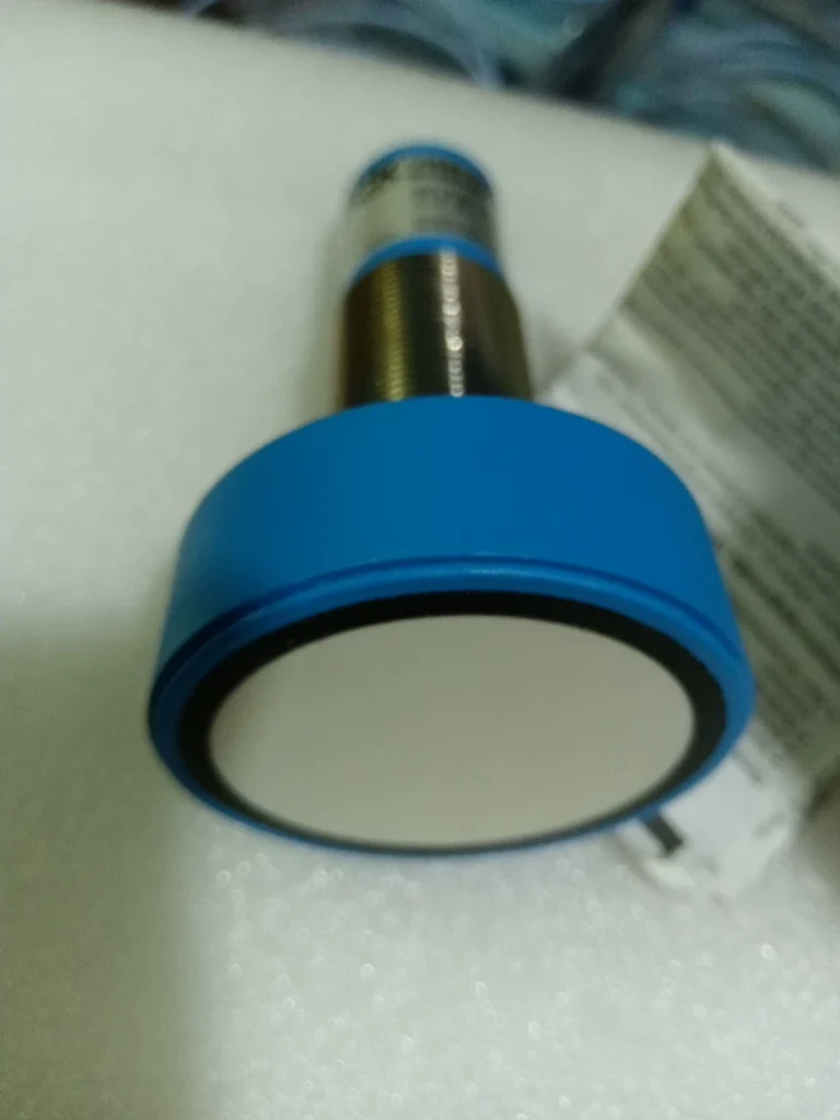 SICK Ultrasonic Sensor UM30-215113 thumbnail