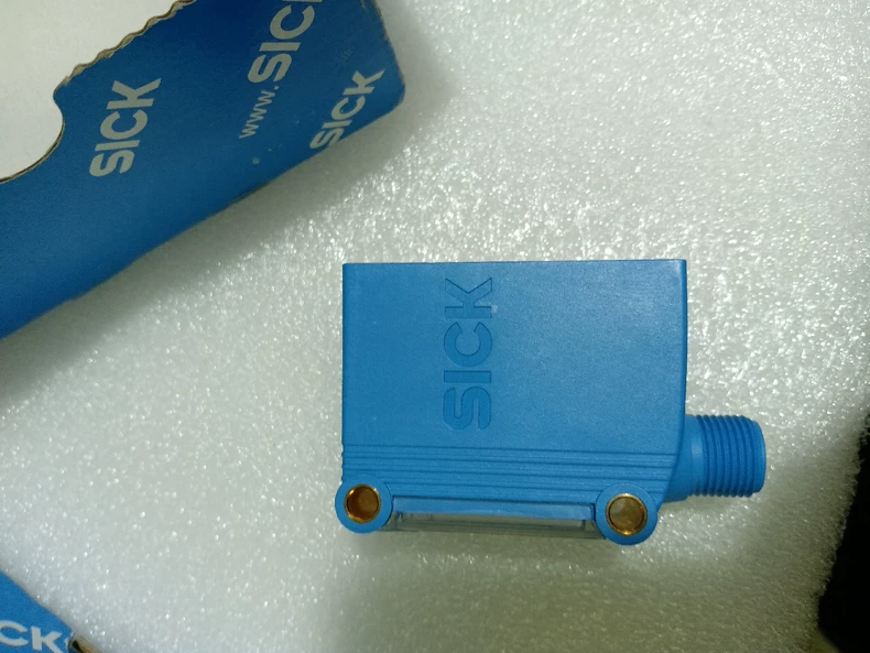 SICK Photoelectric Sensor WTB27-3P2461 thumbnail