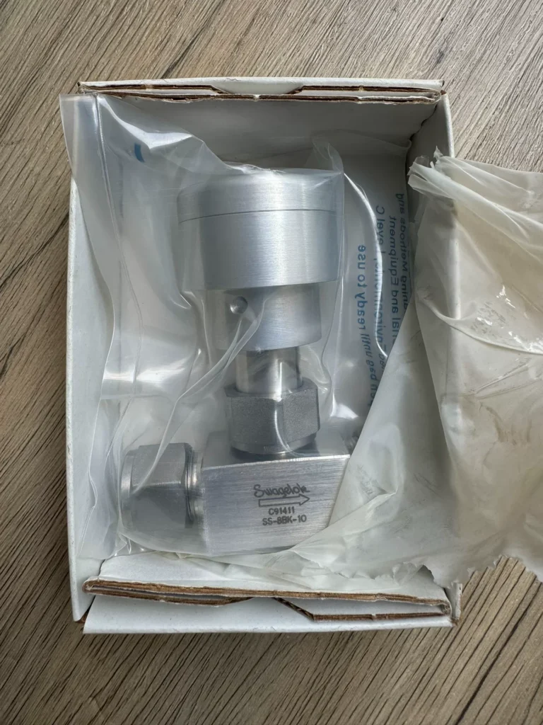 Swagelok SS-8BK-10 Valve thumbnail