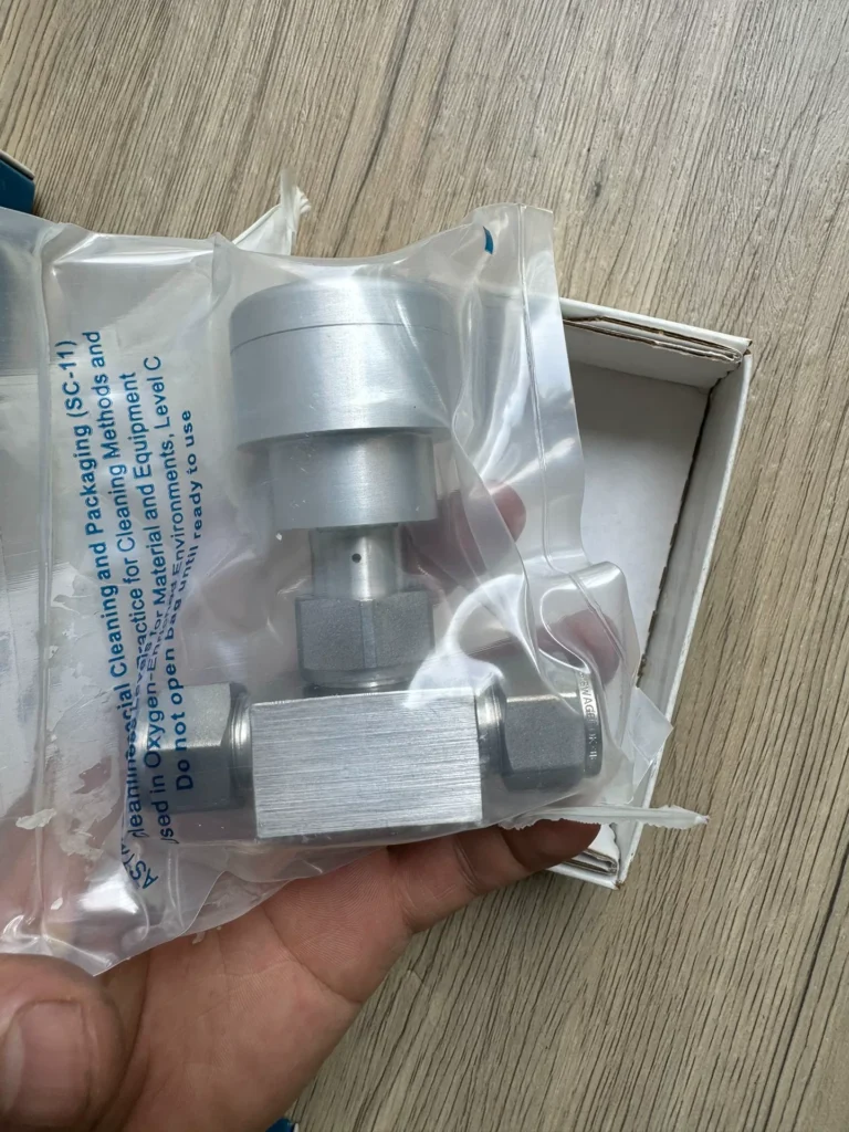 Swagelok SS-8BK-10 Valve thumbnail