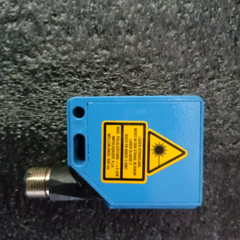 SICK Photoelectric Sensor WT12L-2B550 thumbnail