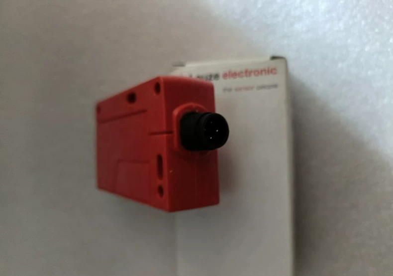 Leuze electronic Photoelectric Sensor PRK46C.D/4P-M12