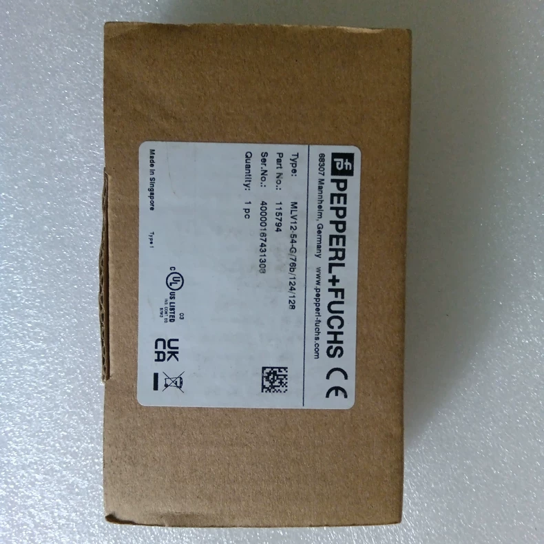 Pepperl+Fuchs Photoelectric Sensor MLV12-54-G/76B/124/128 thumbnail