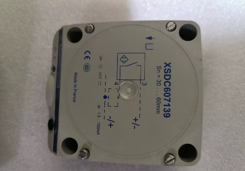 Schneider Electric Proximity Sensor XSDC607139 thumbnail