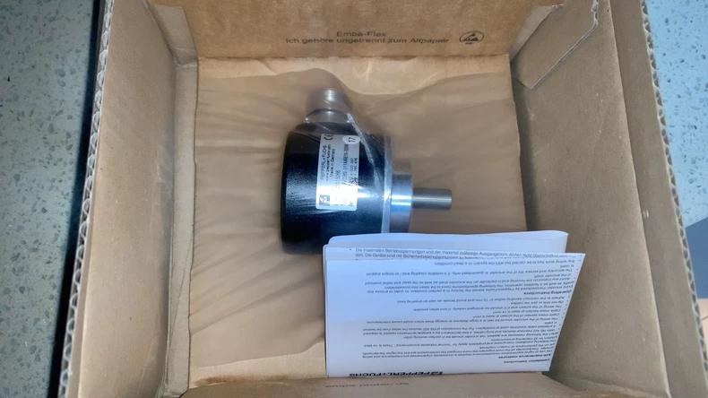 PEPPERL RVI58N-011AAR61N-02048 Encoder thumbnail