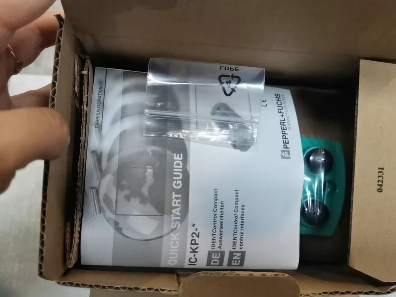 Pepperl+Fuchs IC-KP2-2HB21-2V1D Controller thumbnail