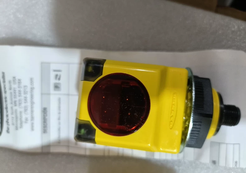 Banner Engineering Photoelectric Sensor Q40SP6LPQ thumbnail