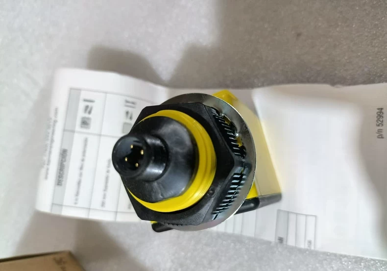 Banner Engineering Photoelectric Sensor Q40SP6LPQ thumbnail