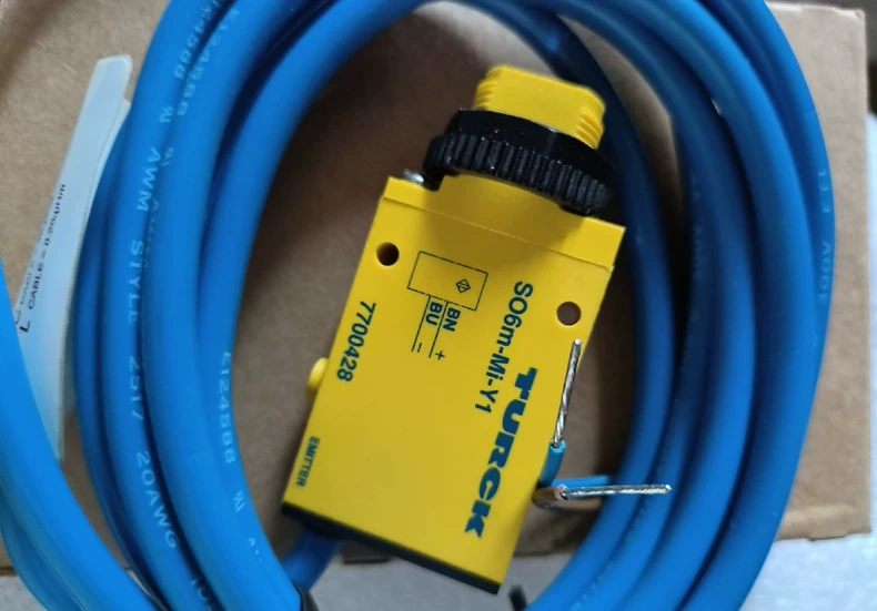 TURCK Photoelectric Sensor E06M-MI-Y1 thumbnail