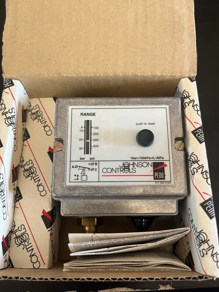 Johnson Controls P77BEB-9350 Control Module thumbnail