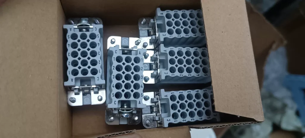 Weidmuller HDC-HD-15SCM Connector thumbnail