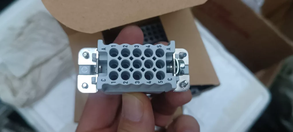 Weidmuller HDC-HD-15SCM Connector thumbnail