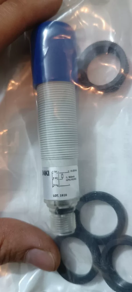 MEIJIDENKI MC18-90N Proximity Sensor thumbnail