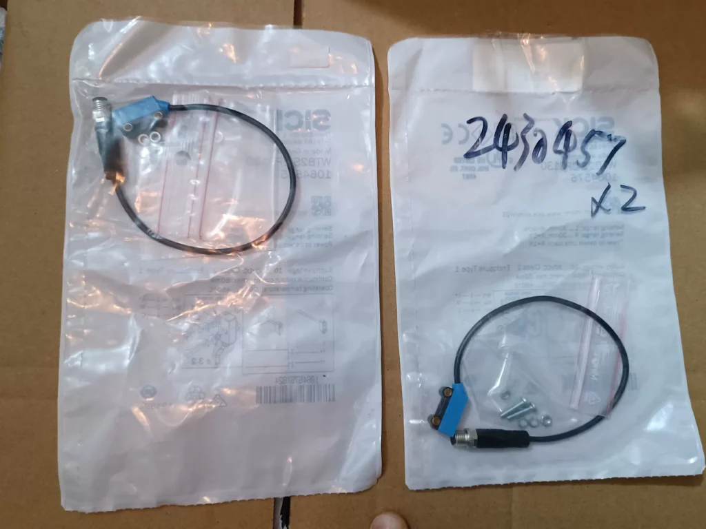 SICK WTB2S-2P3130 Photoelectric Sensor thumbnail