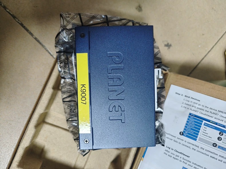 PLANET 8-Port Industrial Ethernet Switch IGS-801M thumbnail