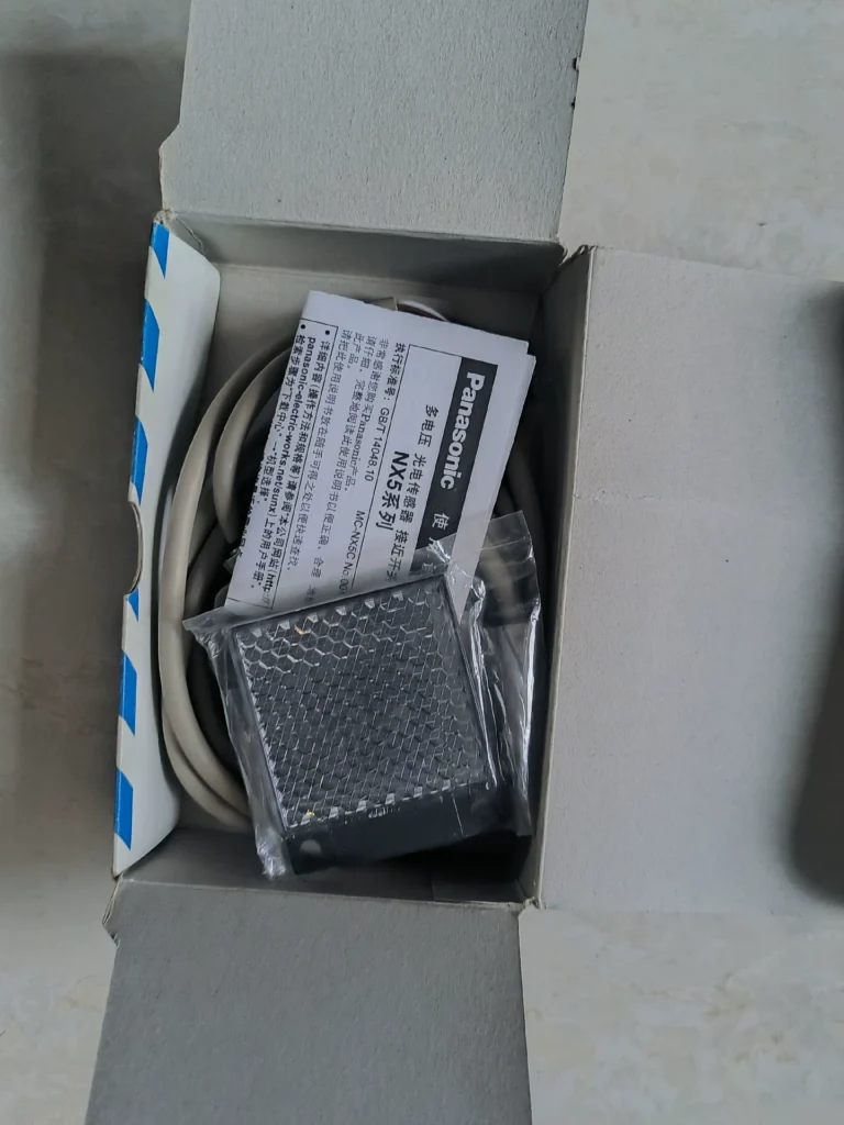Panasonic NX5-PRVM5A Photoelectric Sensor thumbnail