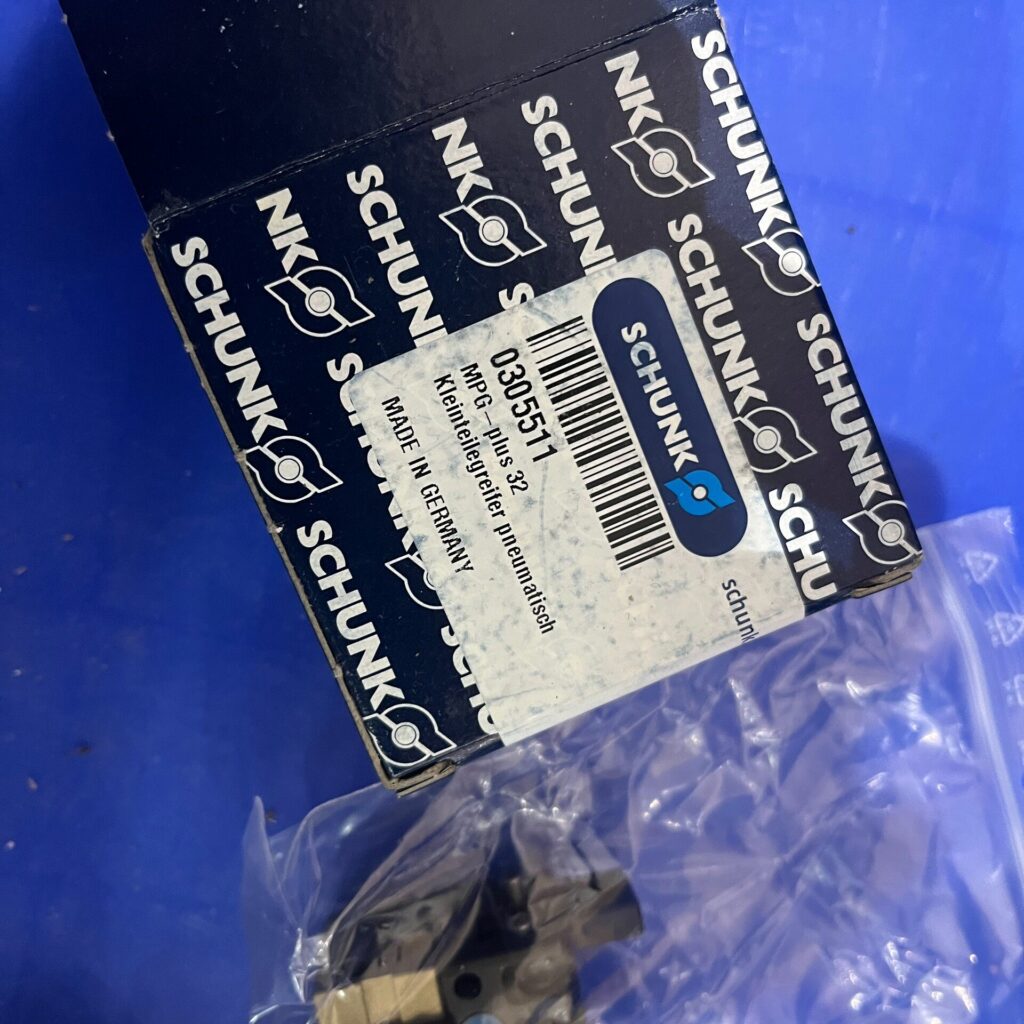 SCHUNK MPG-plus 32 Gripper