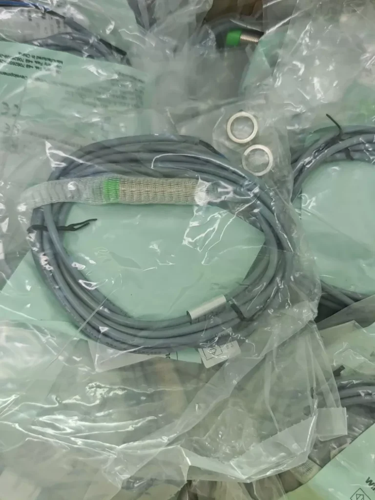 ELCO NI8-G12-OP6L Proximity sensor