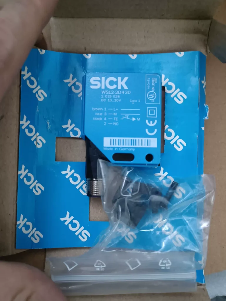SICK WS12-2D430 Photoelectric Sensor thumbnail