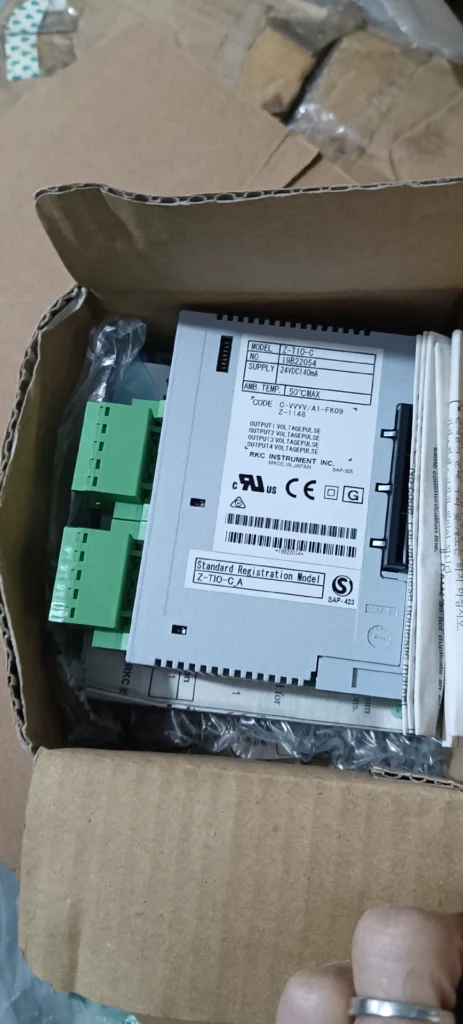 RKC Z-T10-C Temperature Controller thumbnail