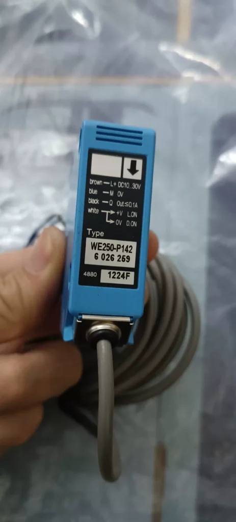 SICK WE250-P142 Photoelectric Sensor