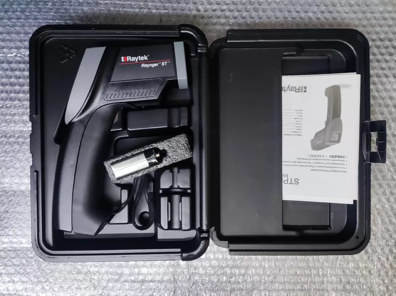 RAYTEK ST20 Infrared Thermometer thumbnail