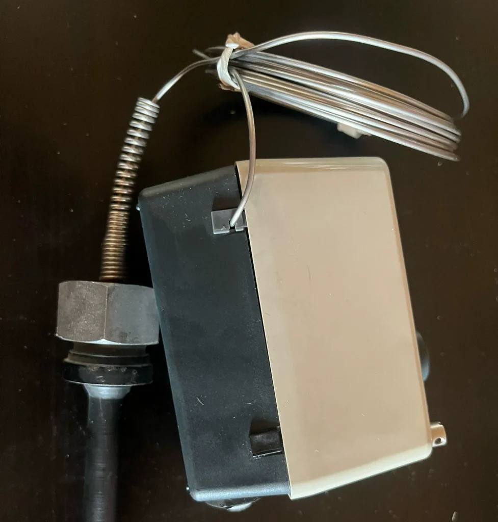 JUMO ATH-70 Temperature Switch