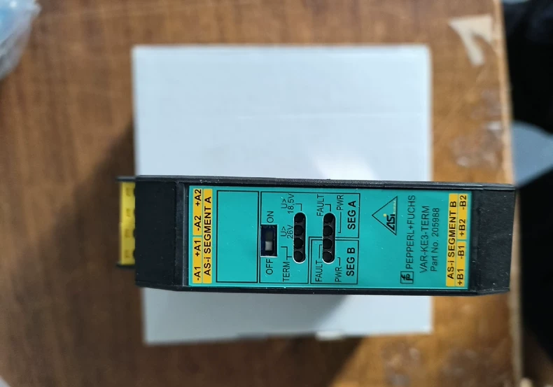 Pepperl+Fuchs Controller VAR-KE3-TERM thumbnail