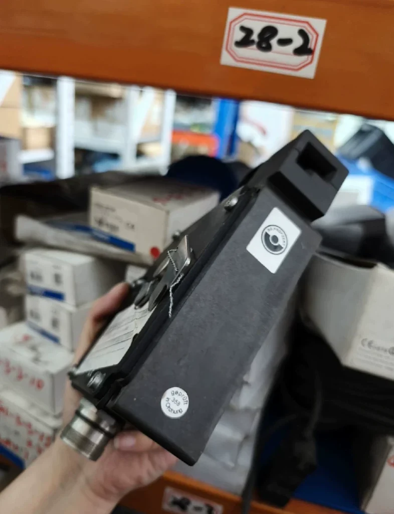 Euchner Safety Switch 093863 / TZ1RE024 thumbnail