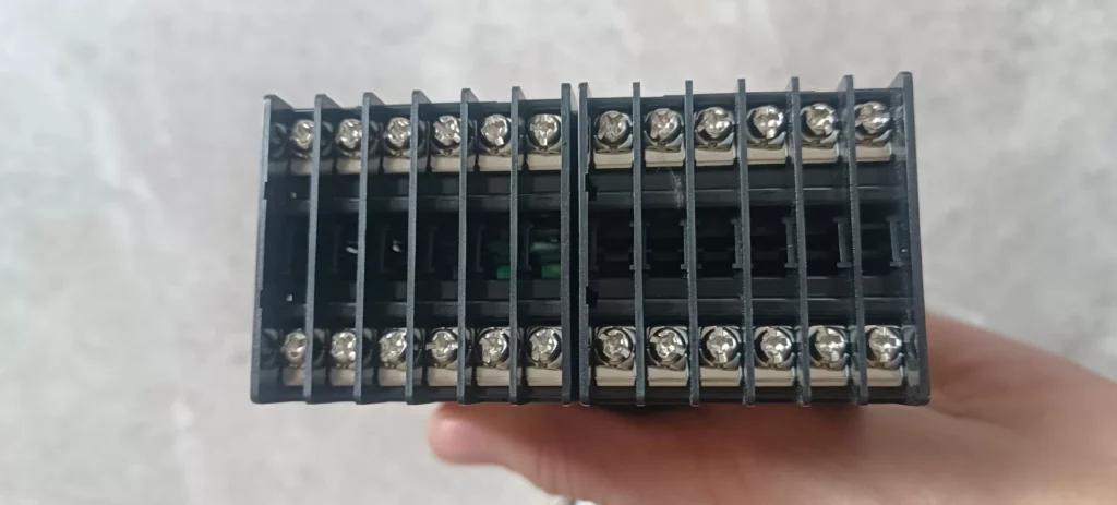 Fuji Electric PXG5AYT1-MYY00 Temperature Controller thumbnail