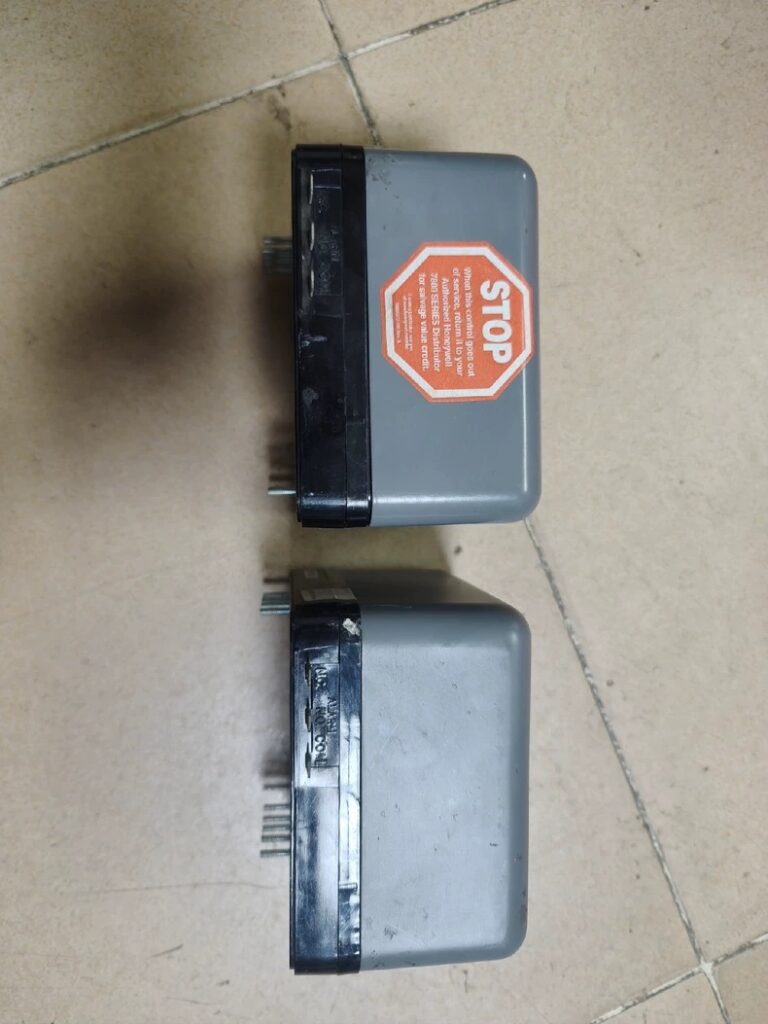Honeywell Burner Flame Safeguard Controller RA890F1304 thumbnail