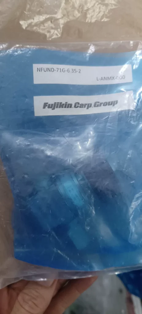 Fujikin NFUND-71G-6.35-2 Valve