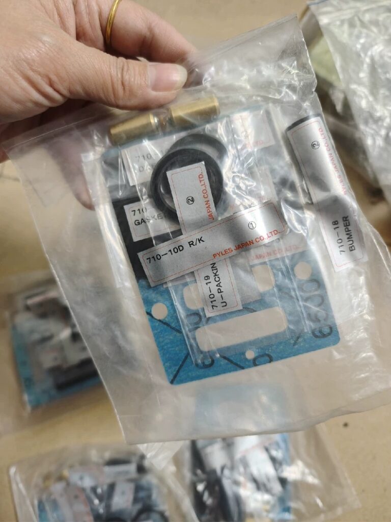 PYLES Directional Valve Repair Kit 710-10D thumbnail