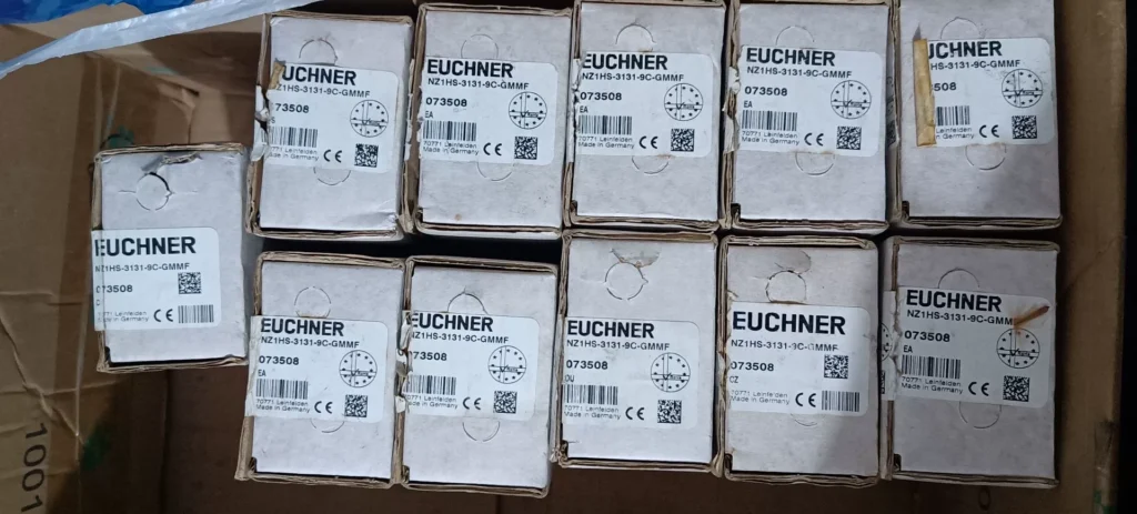 Euchner NZ1HS-3131-9C-GMMF Safety Switch thumbnail