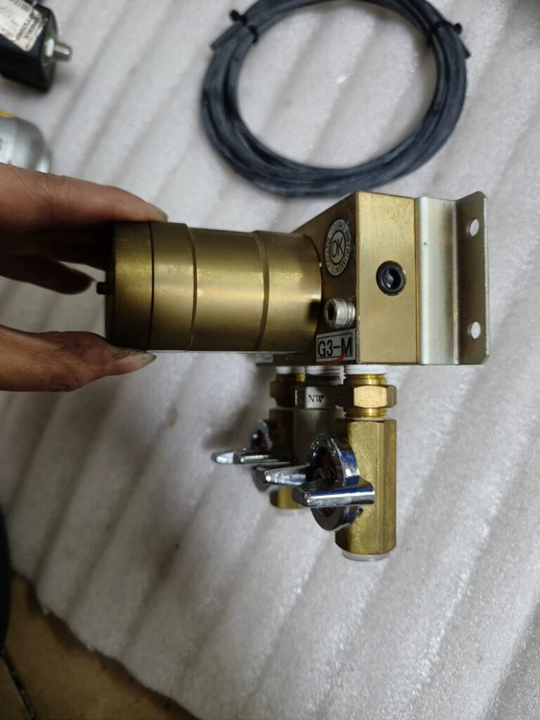 COSMO Air Leak Test Switching Valve G3-M thumbnail
