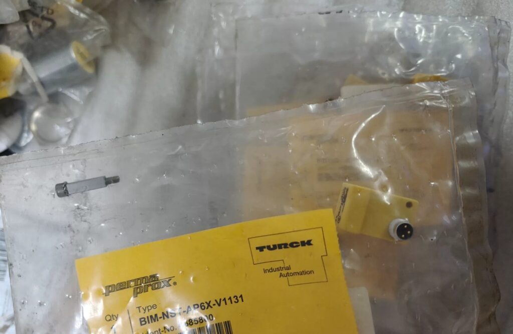 Turck Sensor BIM-NST-AP6X-V1131 thumbnail