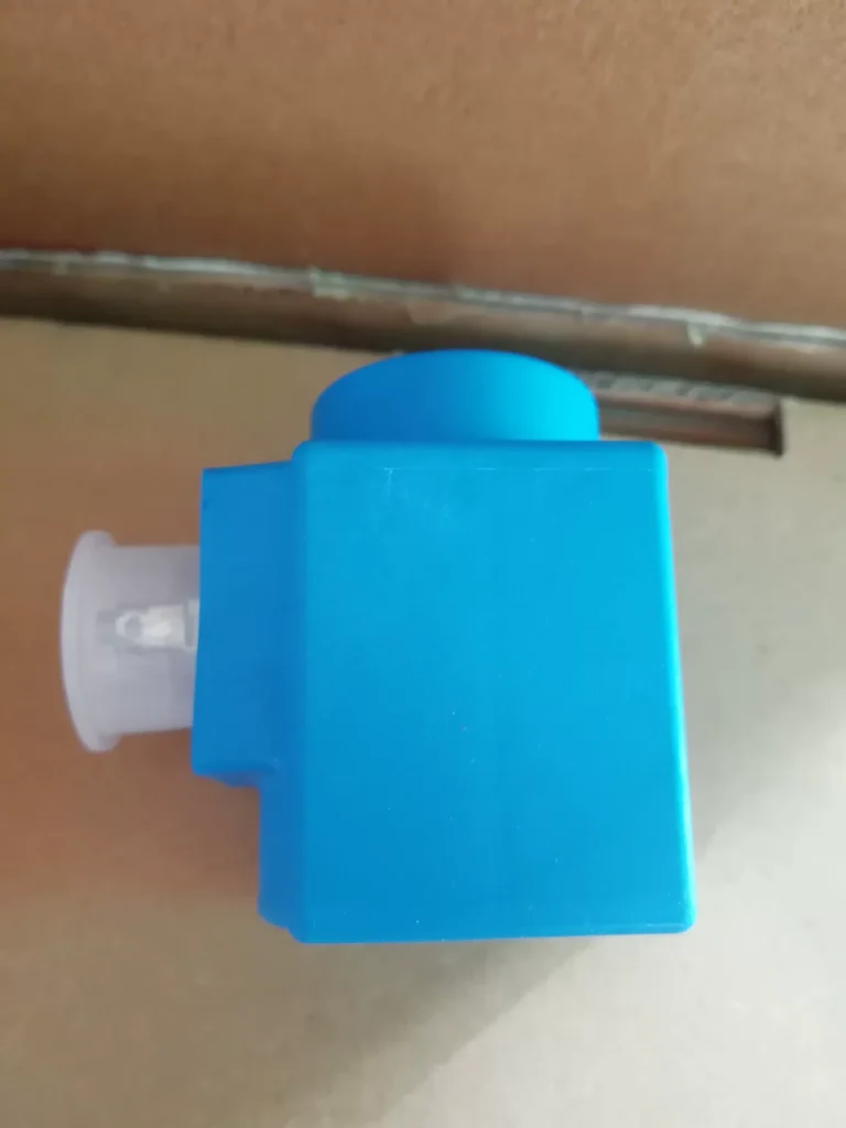 Danfoss BB230CS Solenoid Coil thumbnail