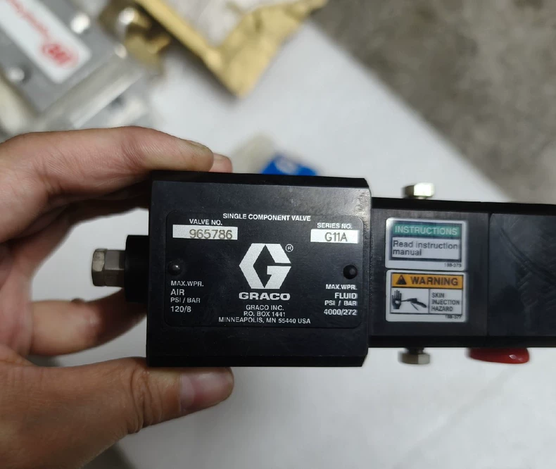Graco Pneumatic Dispense Valve 965786 thumbnail