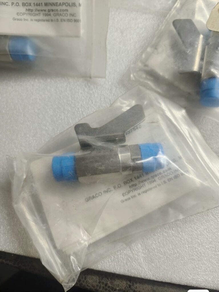 Graco High Pressure Ball Valve 237531 thumbnail