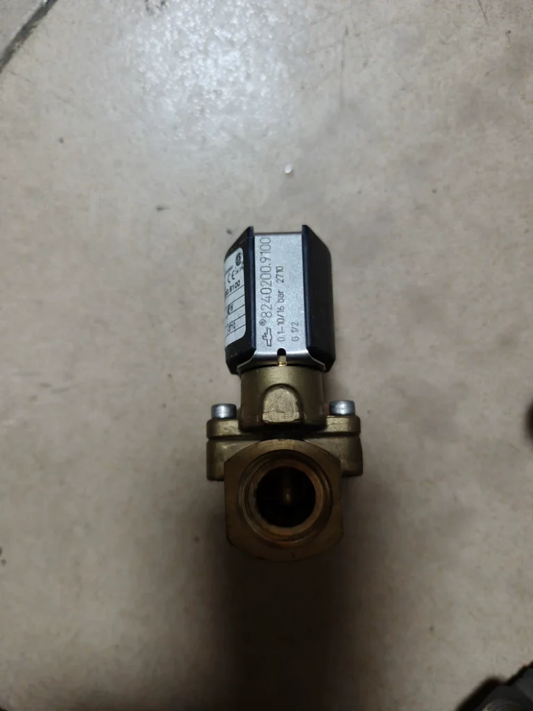 Norgren Buschjost Solenoid Valve 8240200.9100 thumbnail