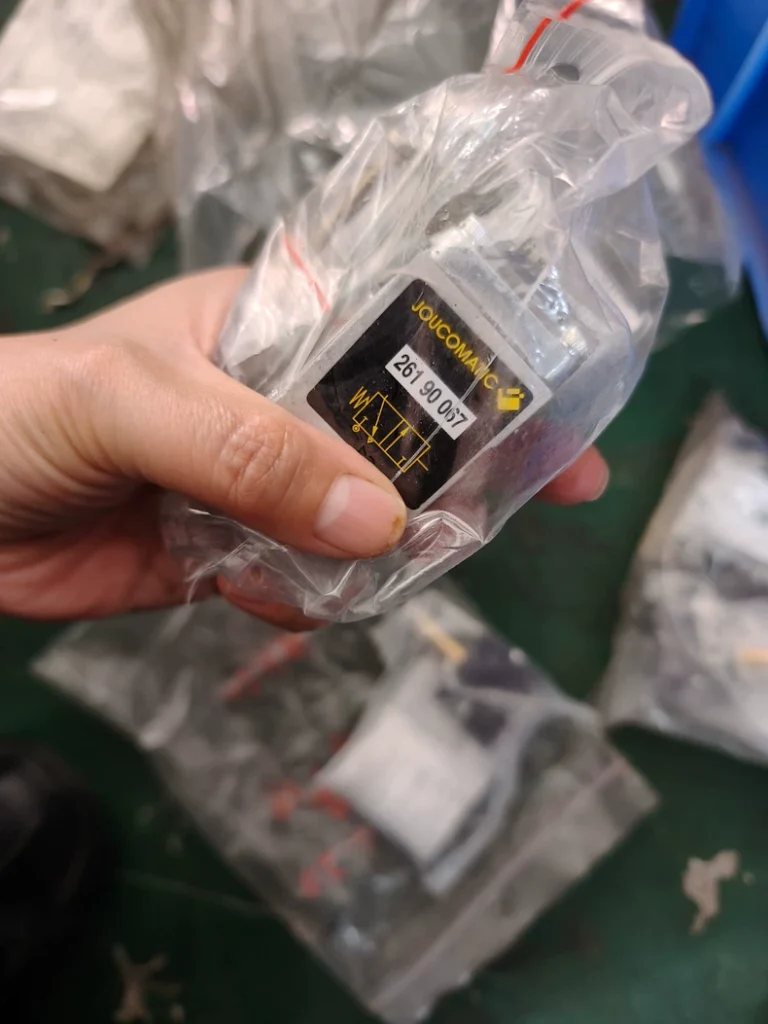 JOUCOMATIC Pneumatic Solenoid Valve 26190067 thumbnail