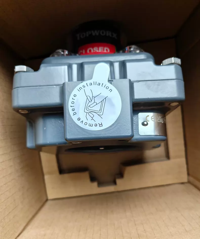 Emerson TXP-M2CGNPM Switch thumbnail