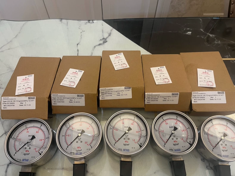 WIKA 232.50.100 Pressure Gauge thumbnail