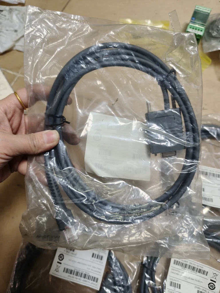 Symbol Serial Data Cable CBA-R01-S07PAR thumbnail