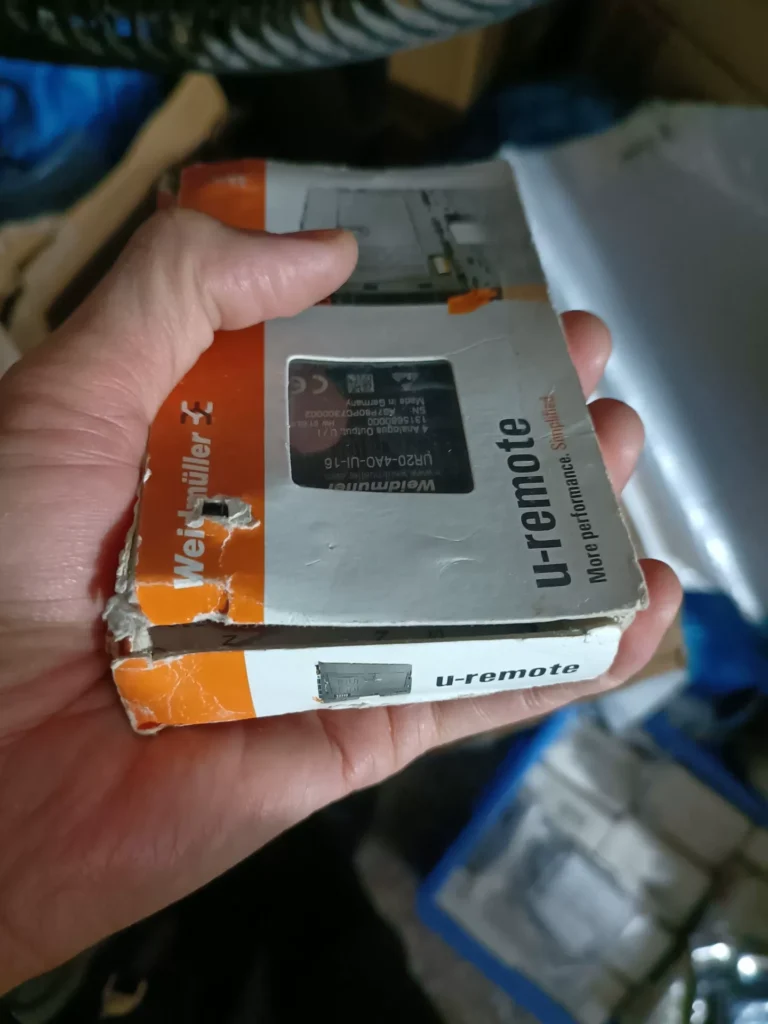 Weidmuller UR20-4AO-UI-16 Module thumbnail