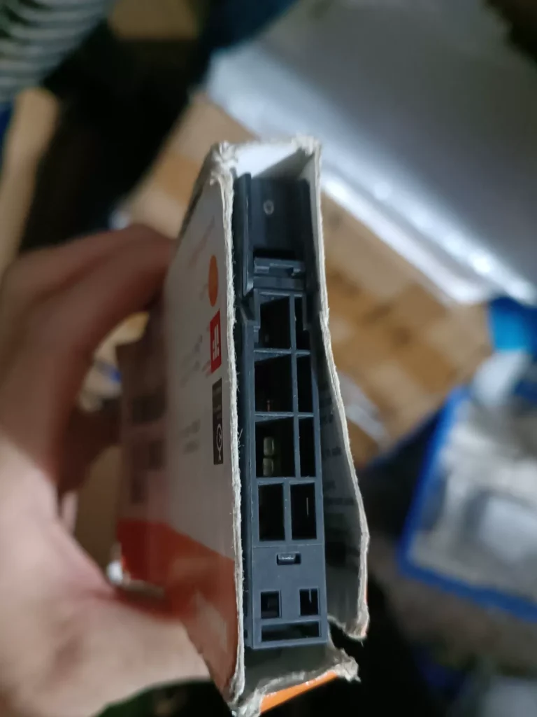 Weidmuller UR20-4AO-UI-16 Module thumbnail